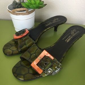 Donald J Pliner Heels Snake Green sz 8